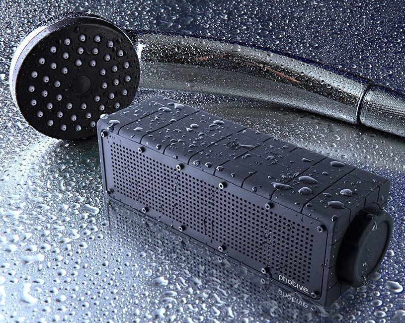 Shockproof and Waterproof Wireless Speaker with latest Bluetooth 4.0 Technology